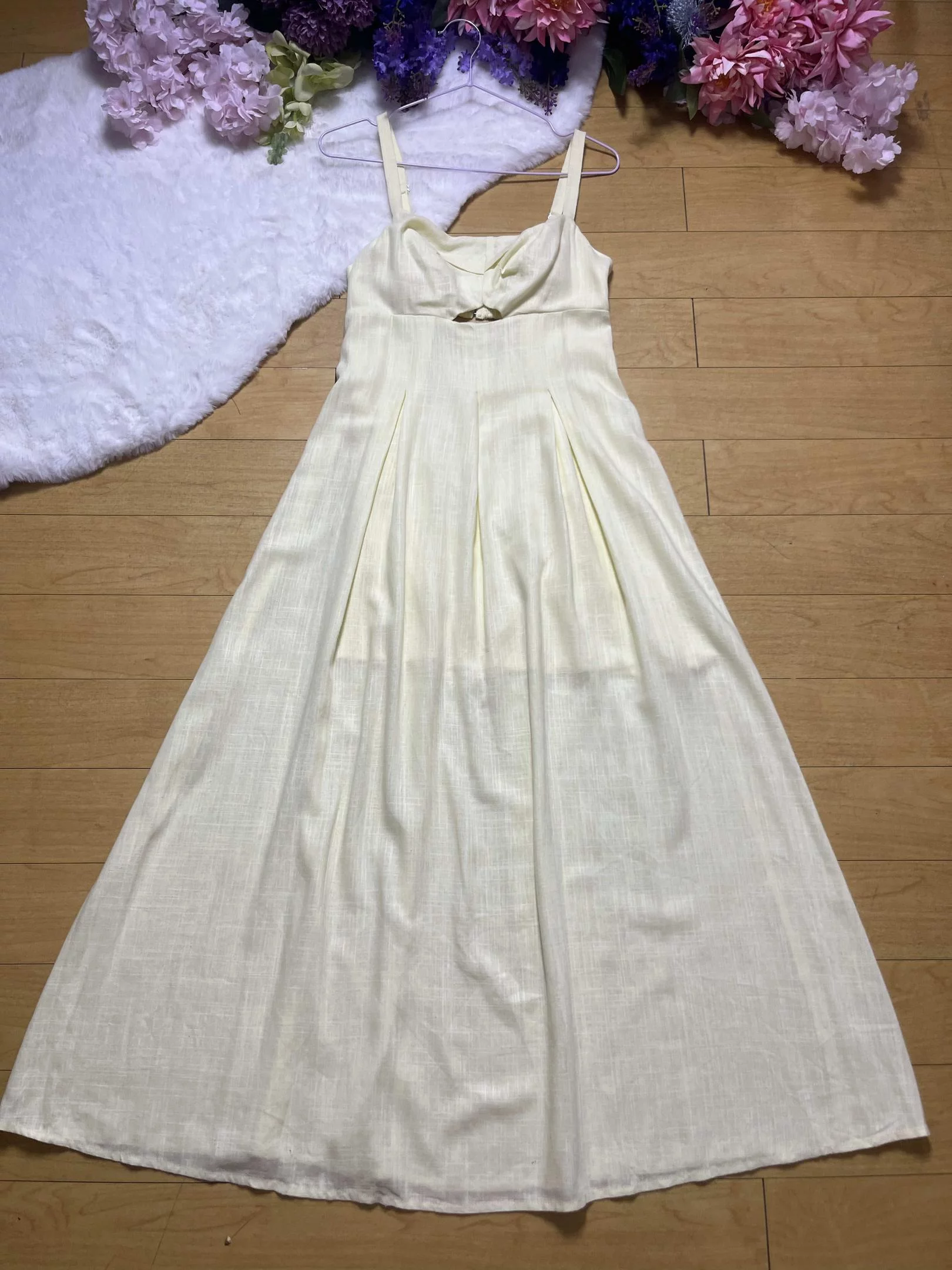 ALIVE GIRL LINEN MAXI DRESS