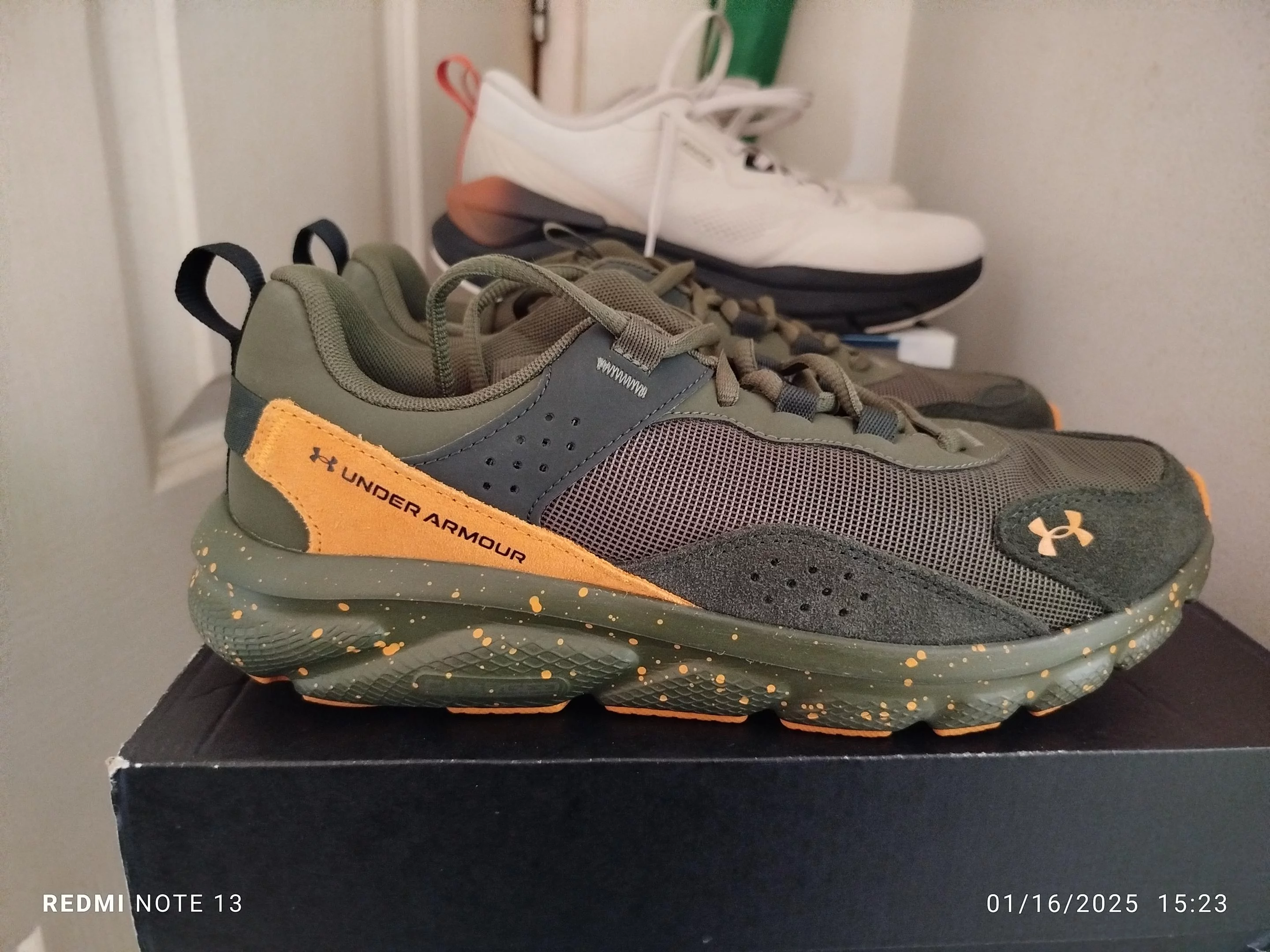 Under Armour Charged Verssert