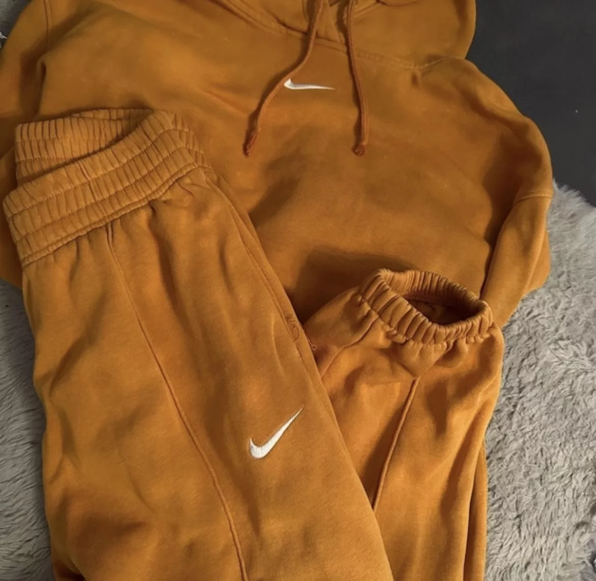Authentic Nike Sweater Set
