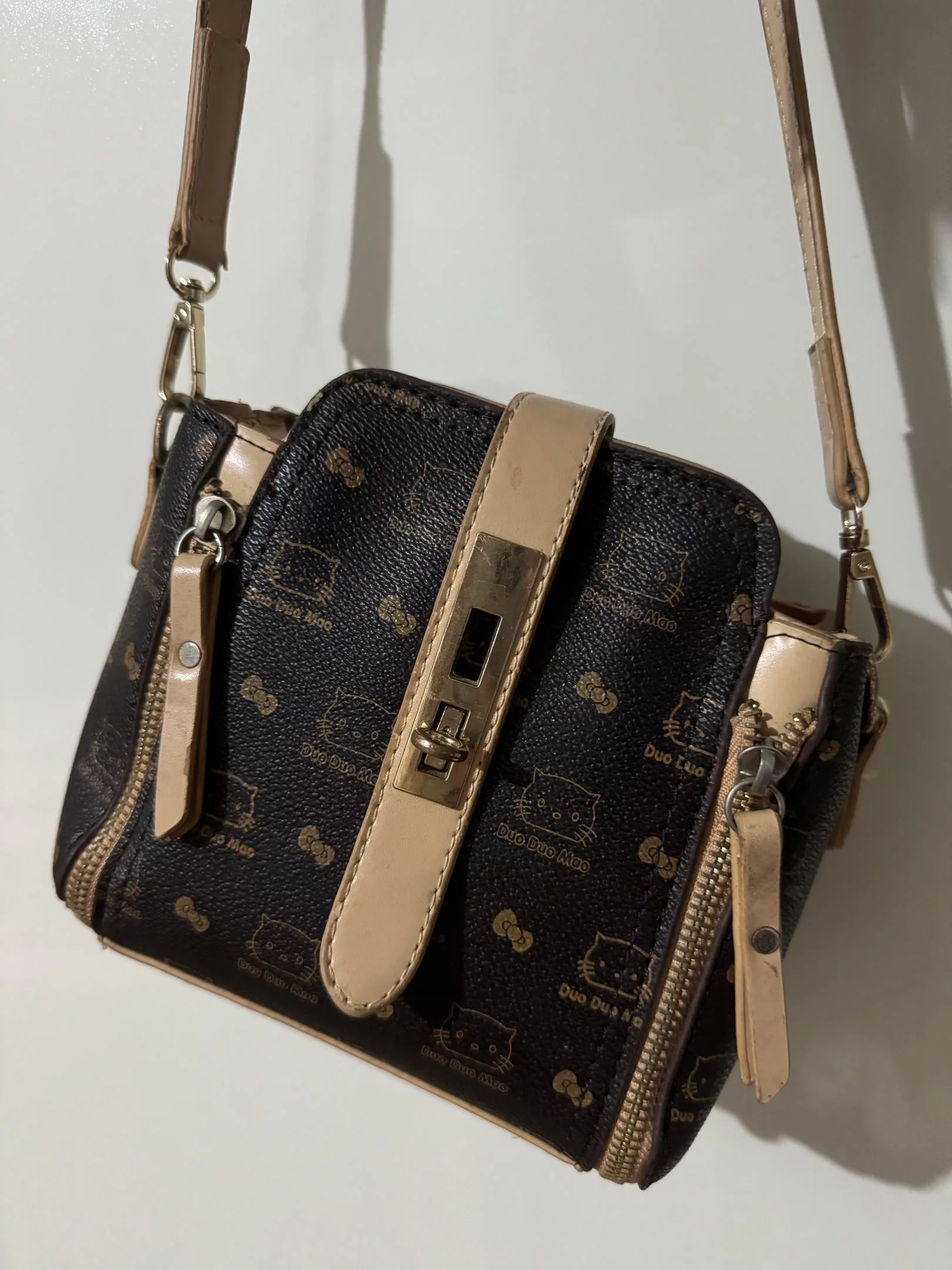 HK Sling Bag